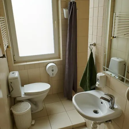 Hostal Old *