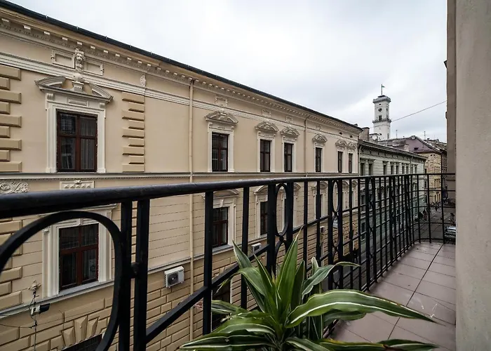 Old ホステル リヴィウ